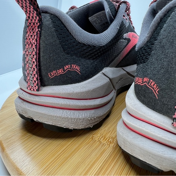 Brooks Cascadia 16 GTX Women’s size 8 - Picture 7 of 15